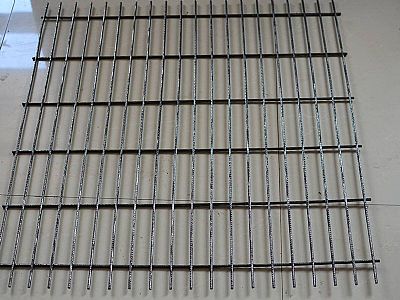 鋼筋網片在炎熱地區通風的平房或兩層樓房